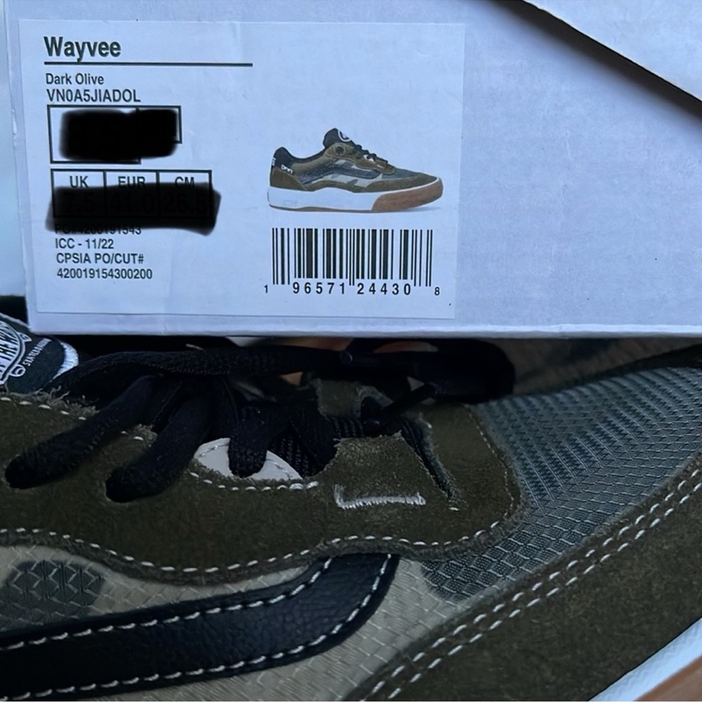 Vans Men’s Wayvee
Dark Olive
VN0A5JIADOL
Sneaker - Picture 16 of 16